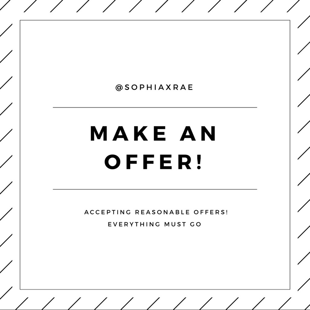 CLOSET CLEAR OUT! Bundle & Save! 💛